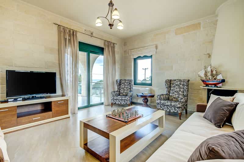 House in Chania,  10820871