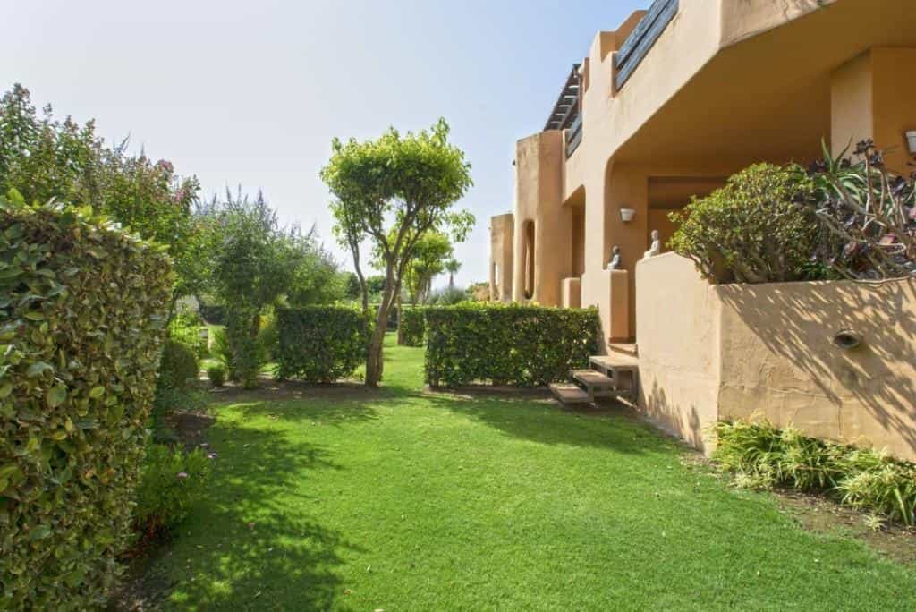 Condominium in Bahía de Casares, Andalucía 10820967