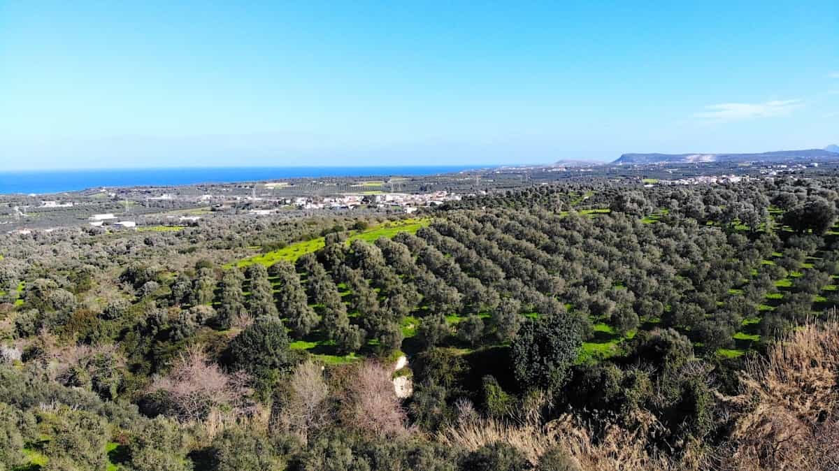 Land in Agios Antonios, Kriti 10821086