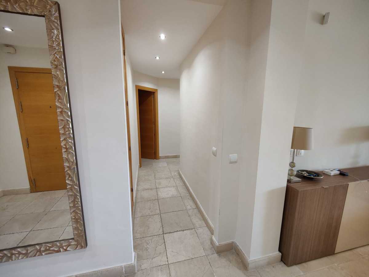 Condominium in Benahavís, Andalucía 10821533