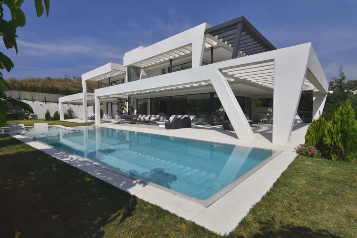 House in Marbella, Andalusia 10821681
