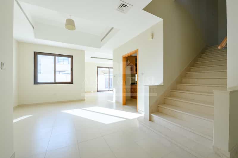 Talo sisään Warisan, Dubai 10821745