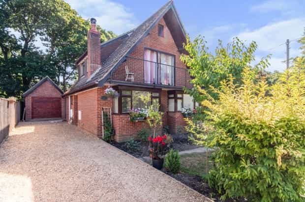 House in New Milton, Hampshire 10821848
