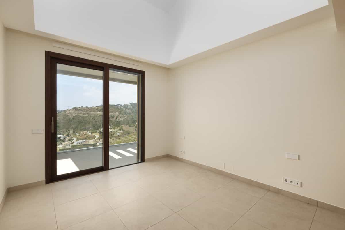 公寓 在 Marbella, Andalucía 10821956