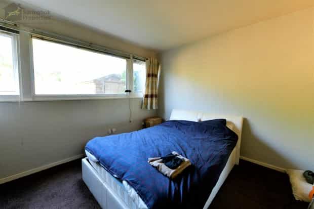 Квартира в Fullers Slade, England 10822184