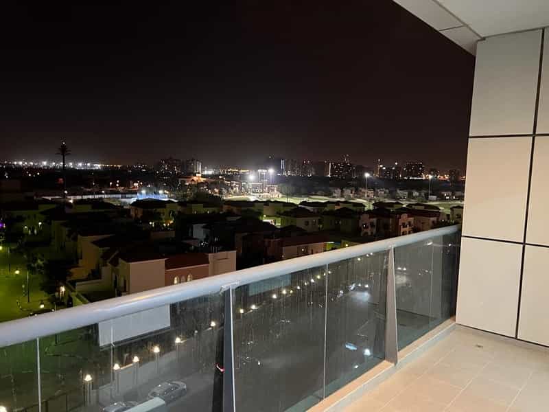 Condominium in Dubai, Dubai 10822187