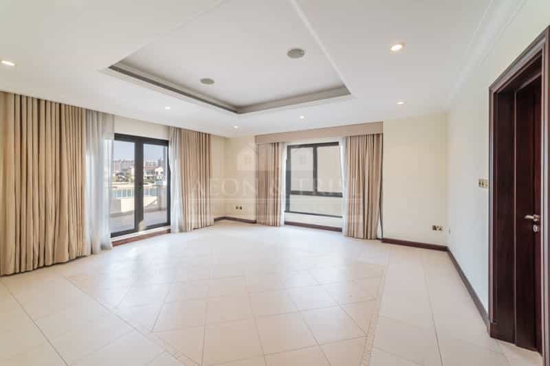 House in Dubai, Dubayy 10822252