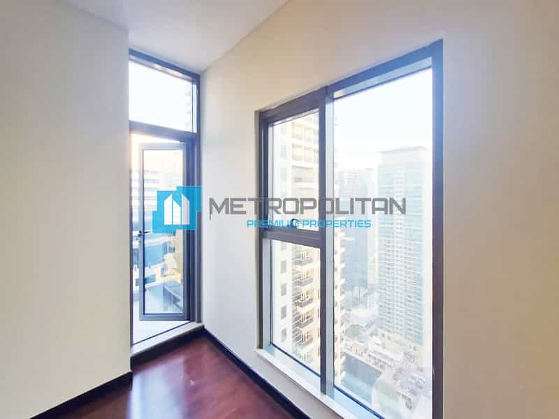 Condominium in Dubai, Dubai 10822409