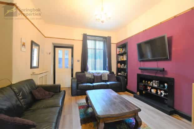 Condominium in Dunfermline, Fife 10822547