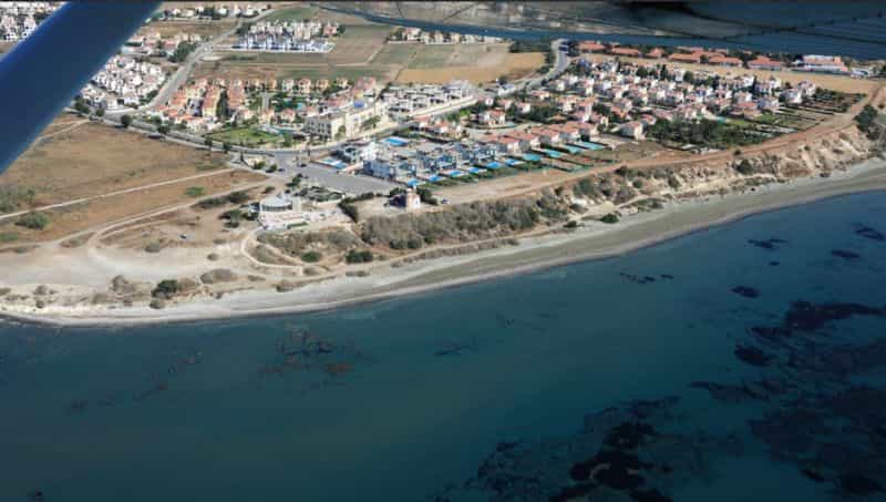 Condominium in Larnaka, Larnaka 10823264
