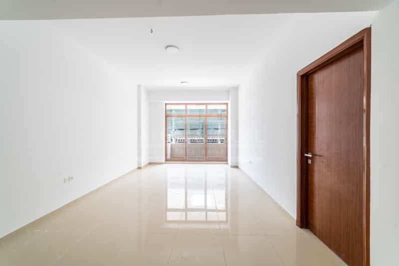 Condominium in Warisan, Dubayy 10823513