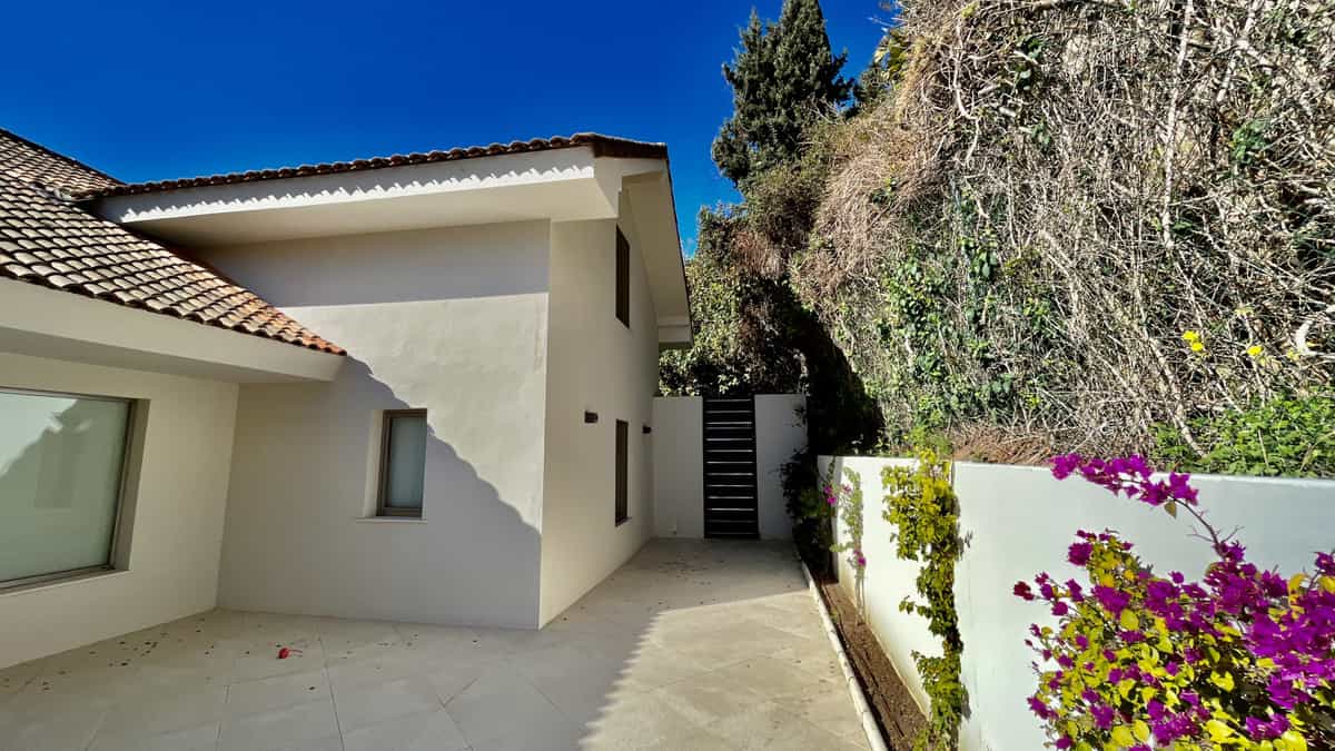 House in Sotogrande, Andalusia 10823610