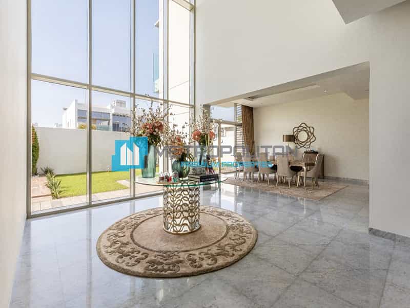 House in Dubai, Dubayy 10823617