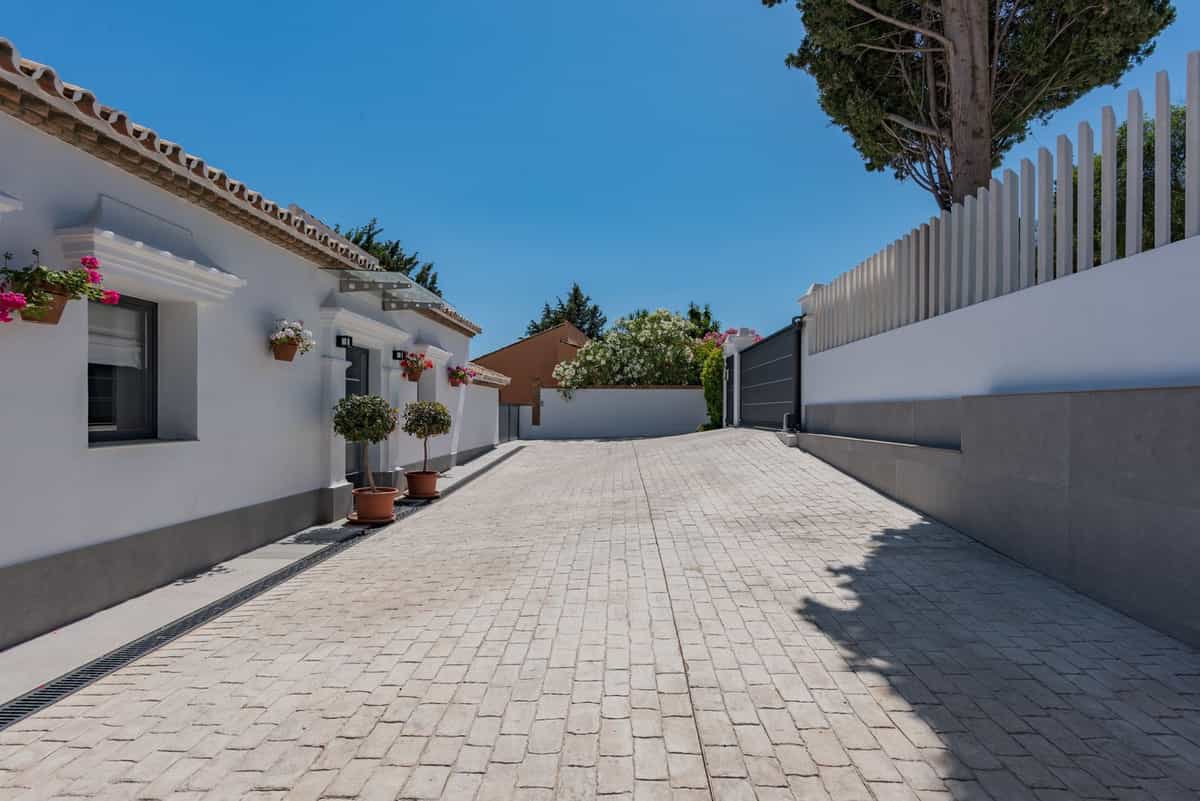 House in El Paraíso, Andalusia 10823742