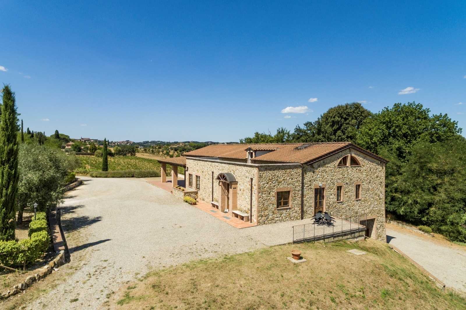House in Siena, Tuscany 10823923