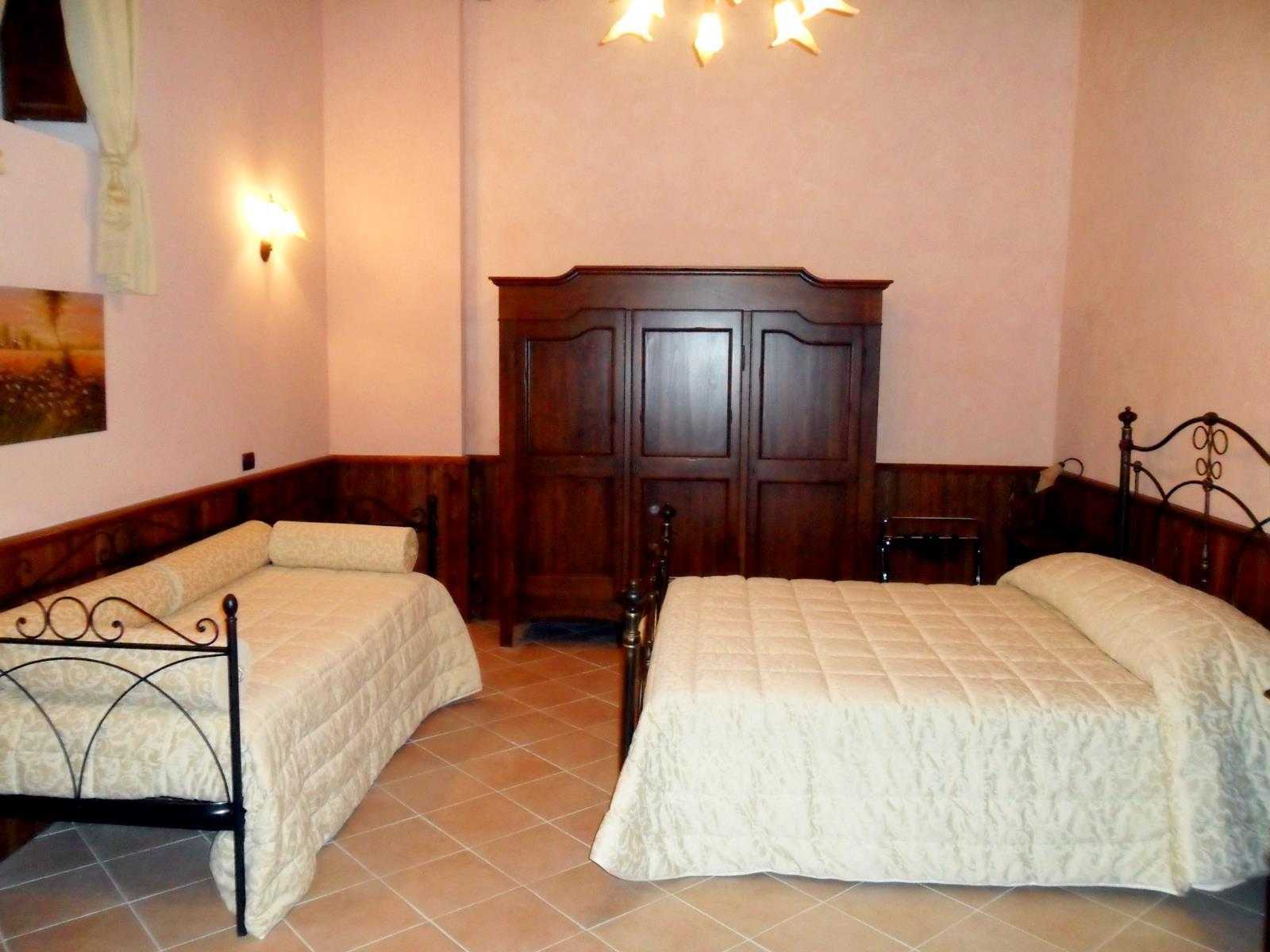 Kondominium dalam Siena, Tuscany 10823977