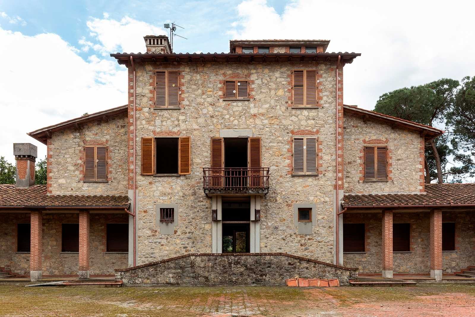 Talo sisään Pistoia, Tuscany 10824029