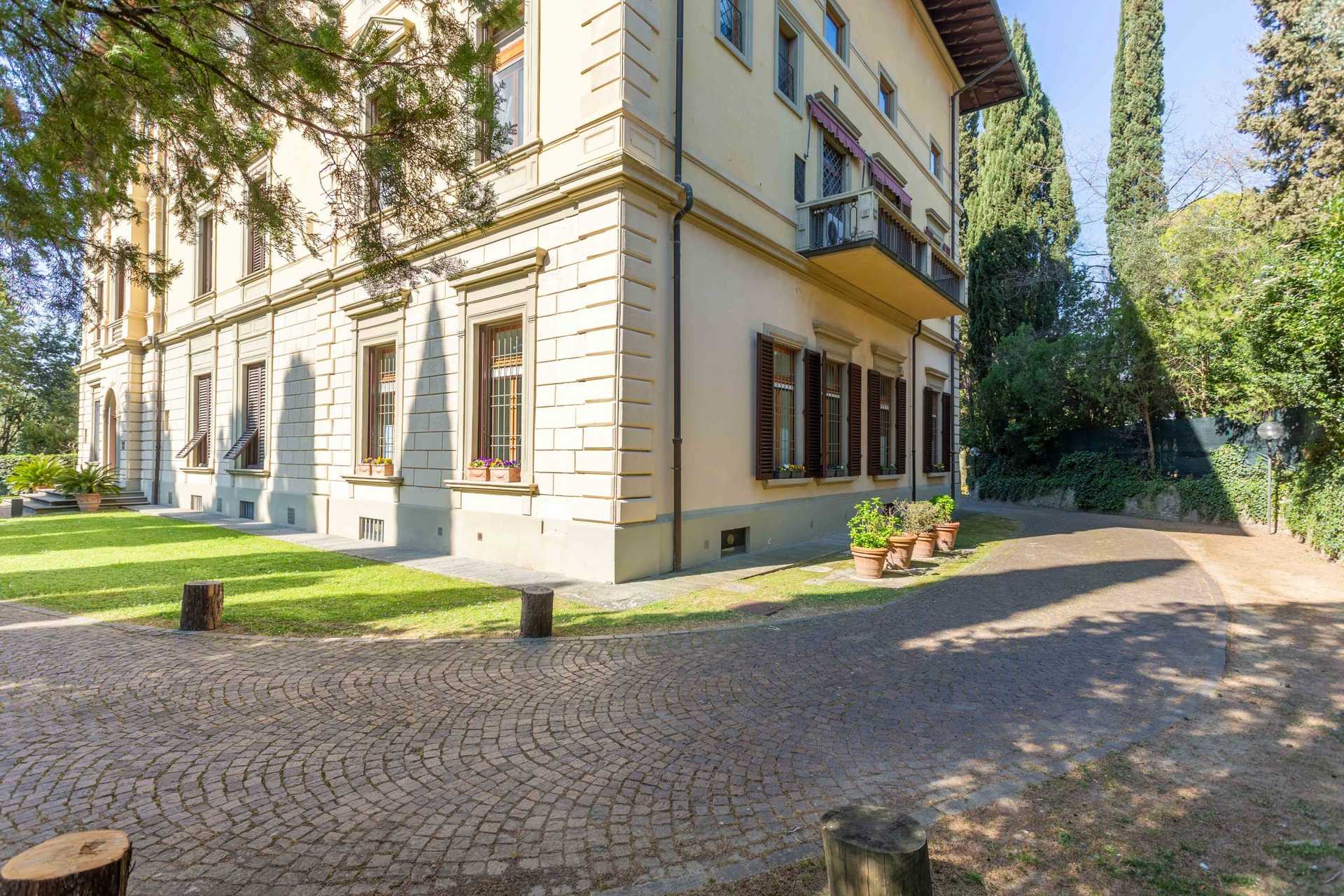 Condominium in Florence, Tuscany 10824042