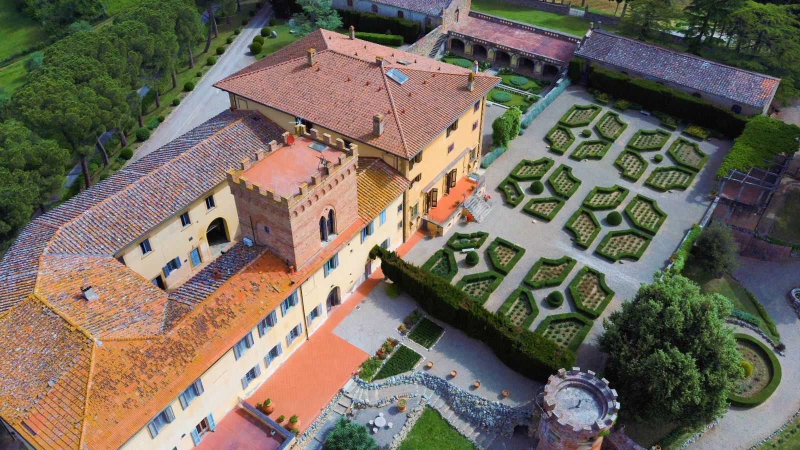 Huis in Sienna, Toscane 10824101