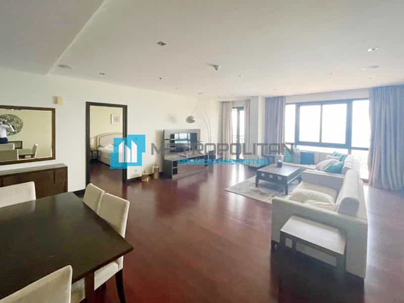 Condominium in Dubai, Dubai 10824193