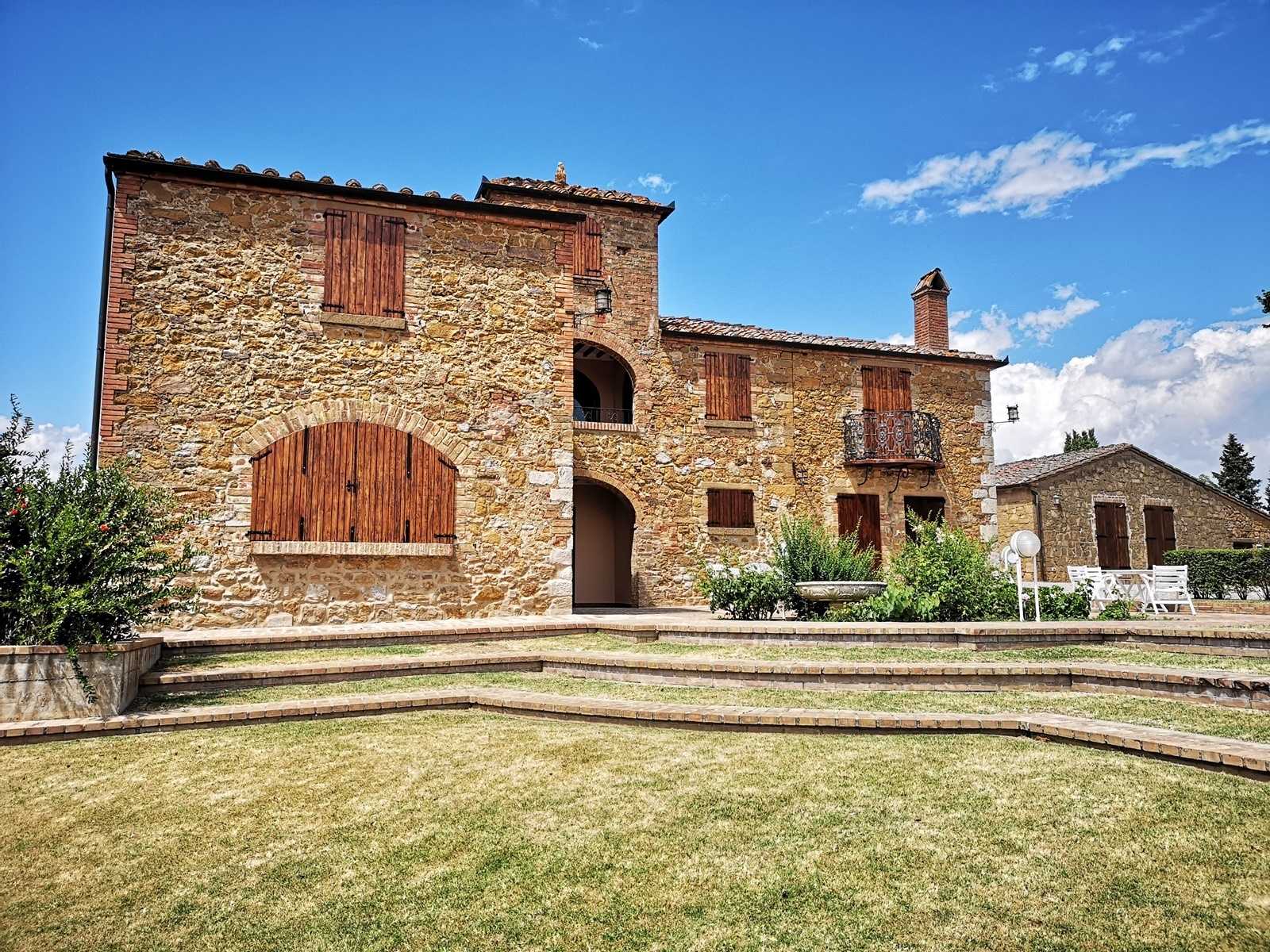 жилой дом в Siena, Tuscany 10824229