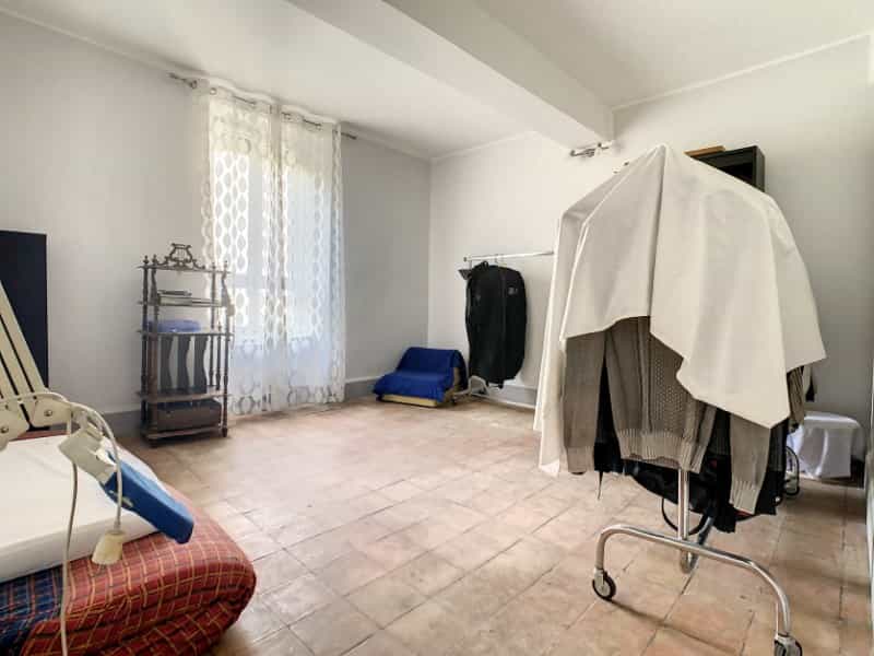 Dom w Ferrals-les-Corbières, Occitanie 10824864