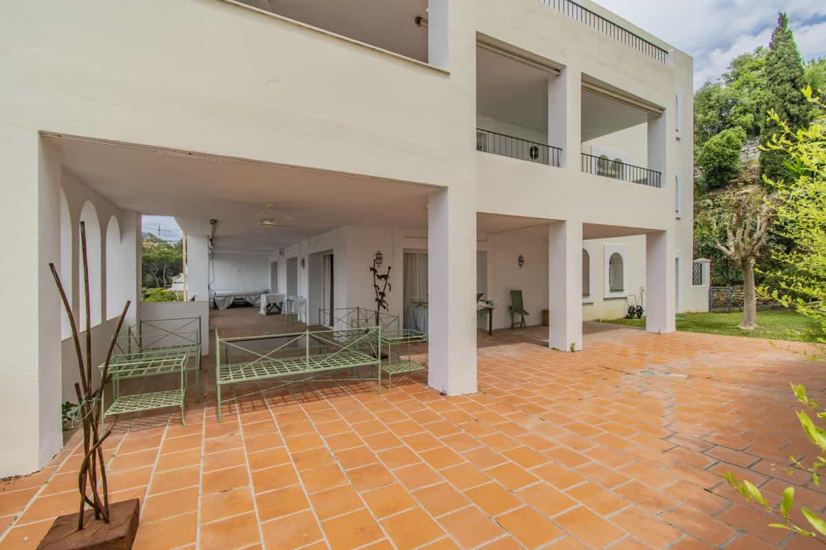 Condominium in Malaga, Andalusia 10824937