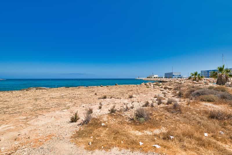 Wylądować w Ayia Napa, Famagusta 10824961