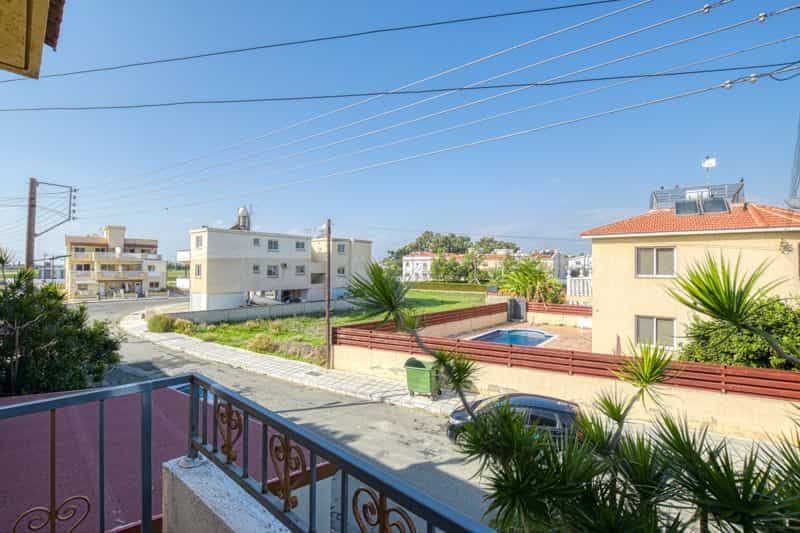 Haus im Kiti, Larnaca 10825292