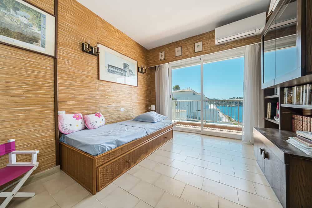 Condominium in Costa de la Calma, Illes Balears 10825520