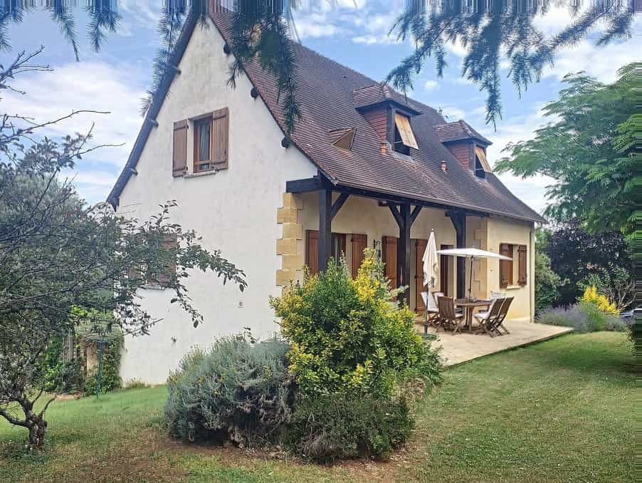 Rumah di Astaga, Nouvelle-Aquitaine 10825522