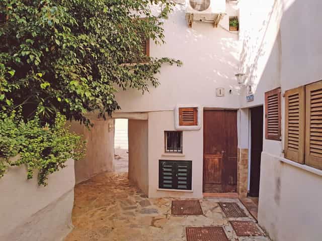House in Palma, Balearic Islands 10825667