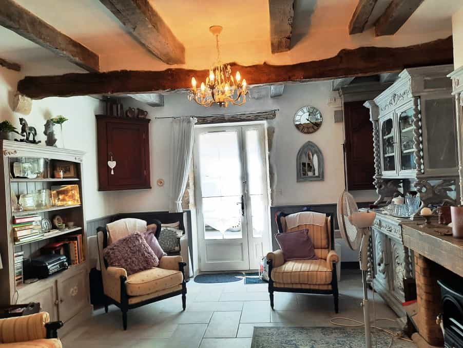 Dom w Eymet, Nouvelle-Aquitaine 10825676