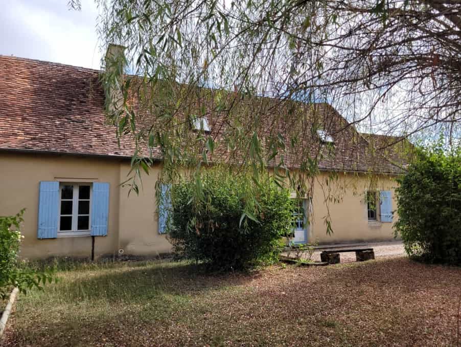 Huis in Saint-Pierre-d'Eyraud, Nouvelle-Aquitanië 10825695