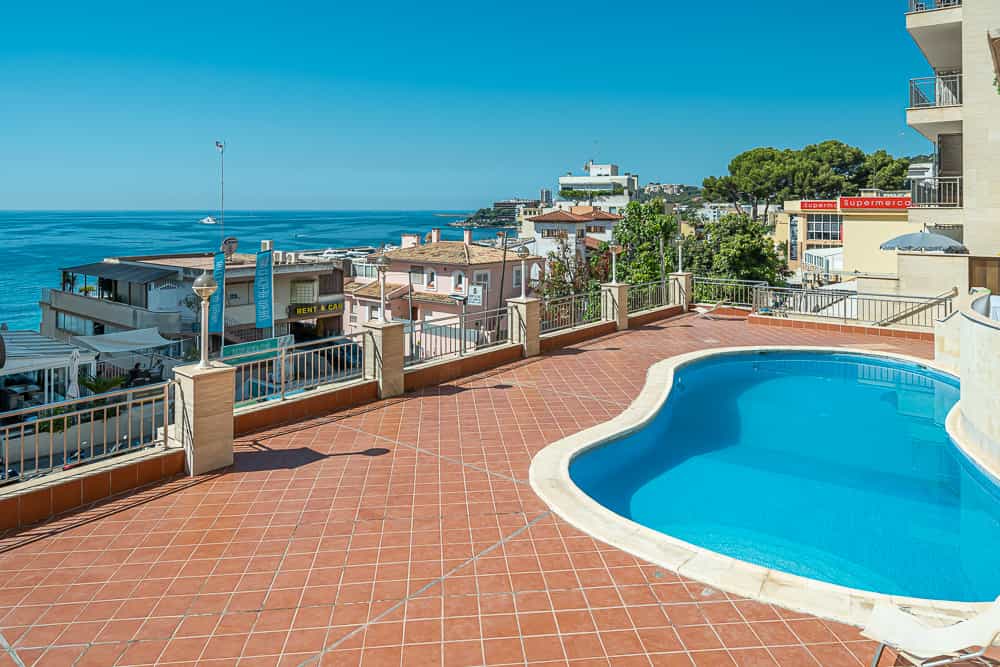 Condominium in Palma, Balearic Islands 10825724