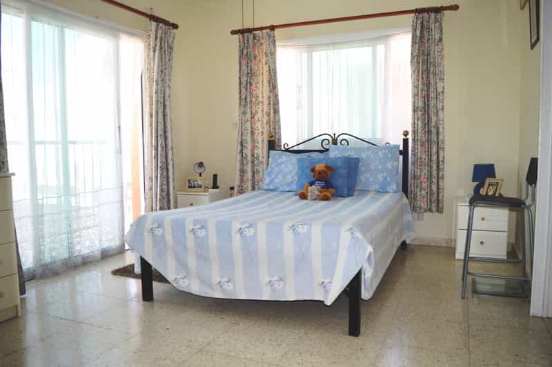 Rumah di Tersefanou, Larnaca 10826017