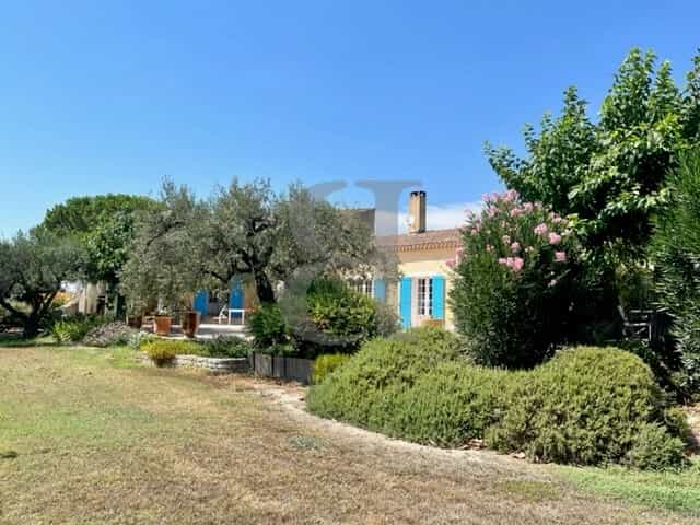 Hus i Tarascon, Provence-Alpes-Cote d'Azur 10826035