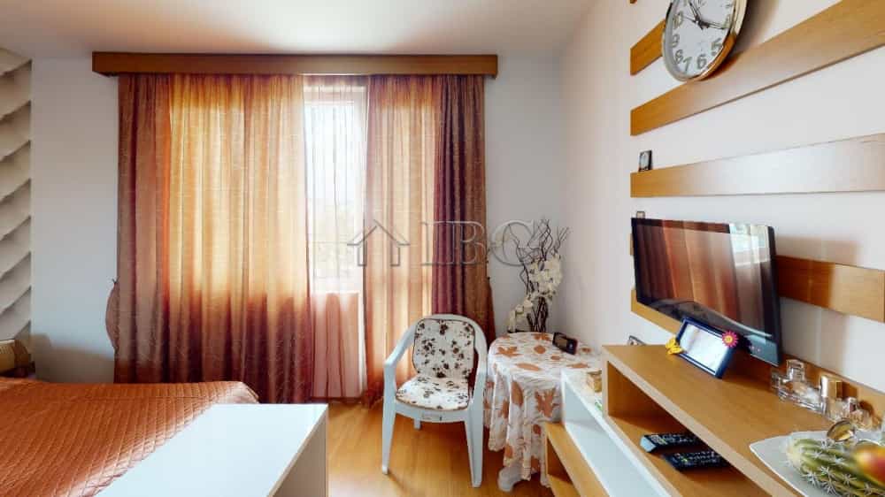 Condominium in , Burgas 10826036