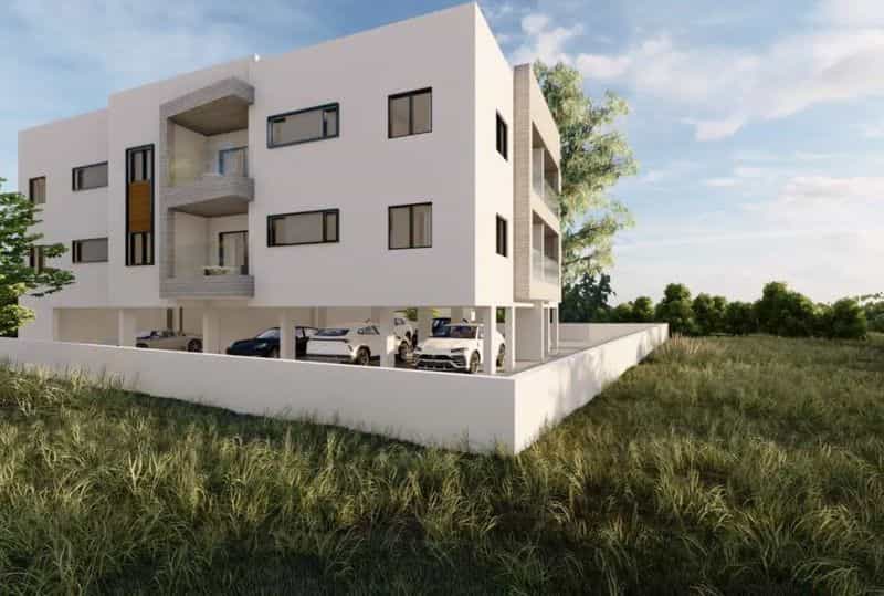 Condominium in Kissonerga, Pafos 10826043