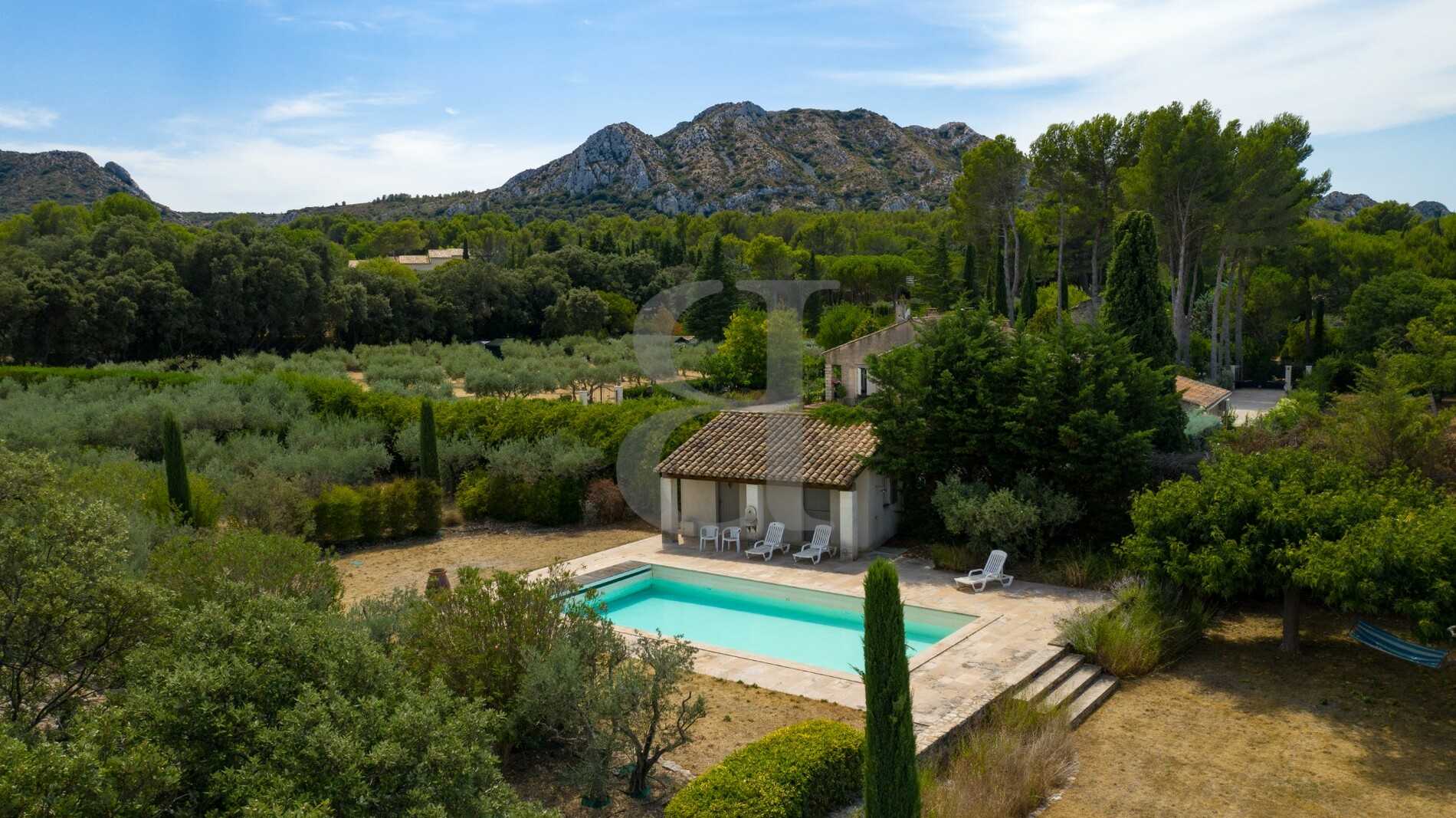 Будинок в Eygalieres, Provence-Alpes-Cote d'Azur 10826083