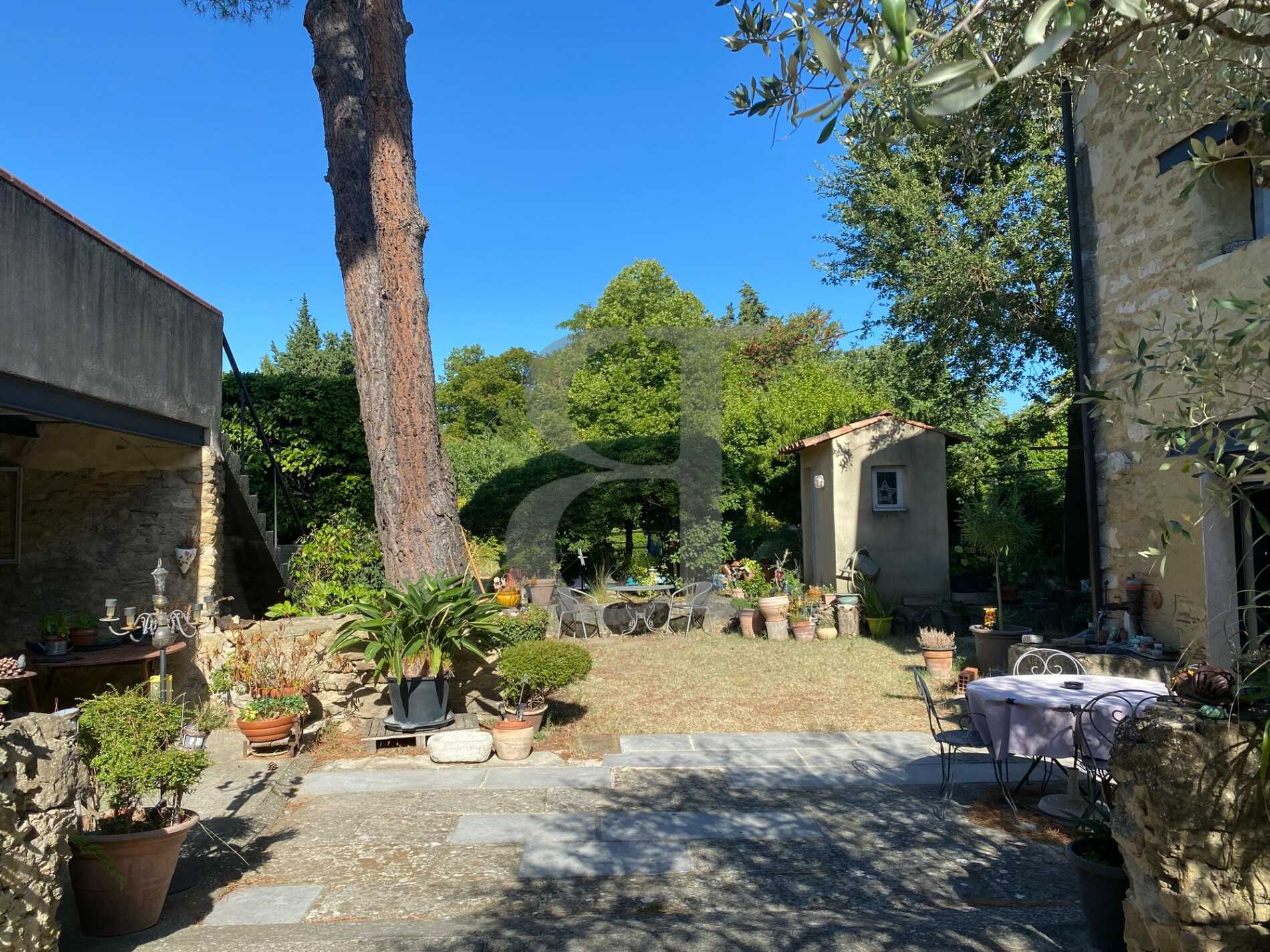 Rumah di panggangan, Provence-Alpes-Cote d'Azur 10826101