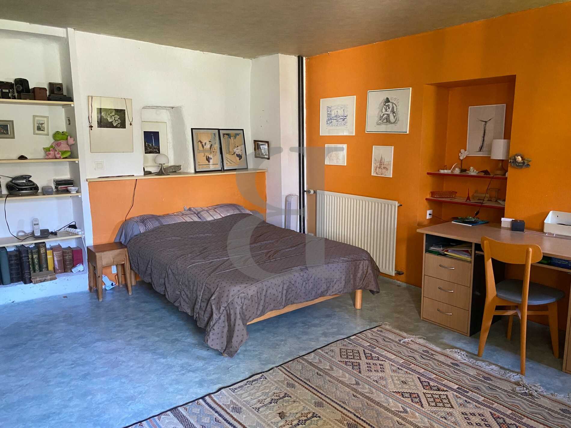 Talo sisään Grillon, Provence-Alpes-Côte d'Azur 10826101