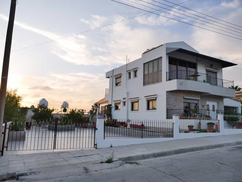House in Ormideia, Larnaca 10826208
