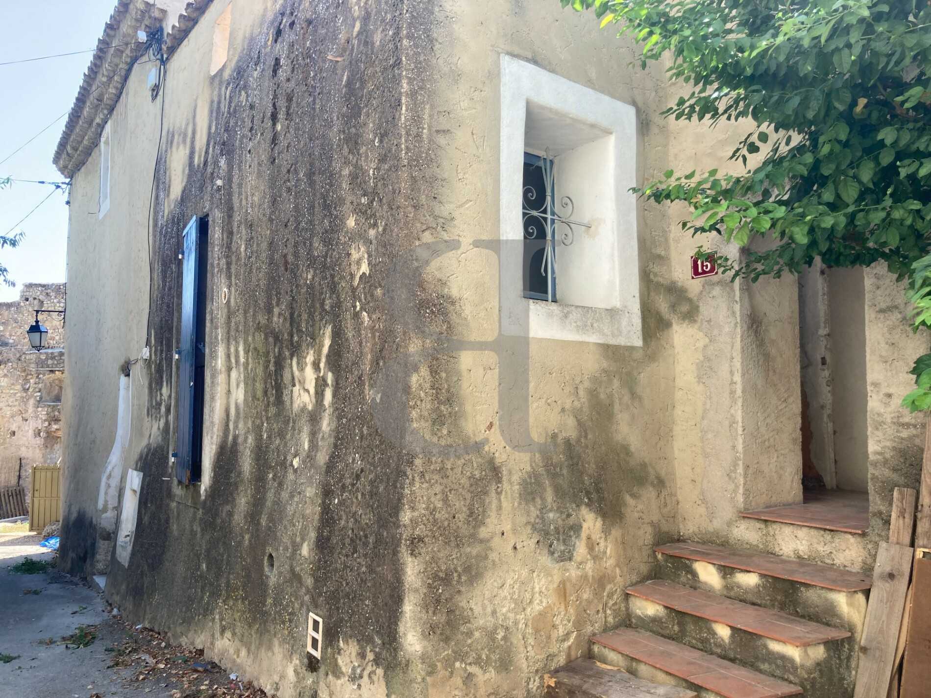 मकान में Vaison-la-Romaine, Provence-Alpes-Côte d'Azur 10826271