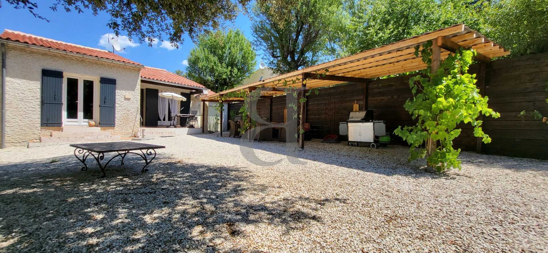Hus i Bedoin, Provence-Alpes-Cote d'Azur 10826275