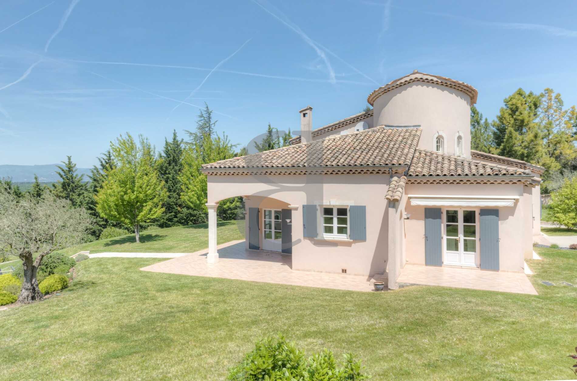 Huis in Alleins, Provence-Alpes-Côte d'Azur 10826286