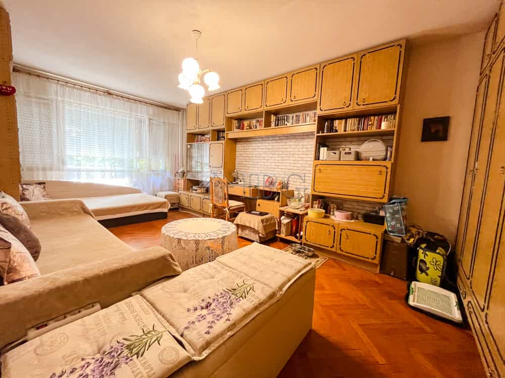 Condominium in Ruse, Ruse 10826315