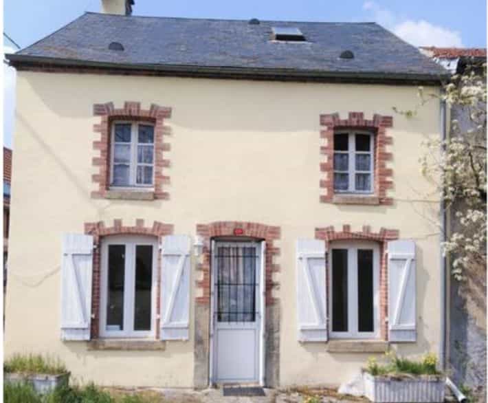 σπίτι σε Gueret, Nouvelle-Aquitaine 10826474