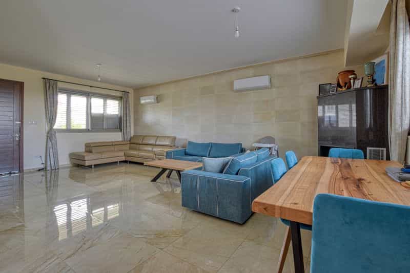 Будинок в Kiti, Larnaca 10826622