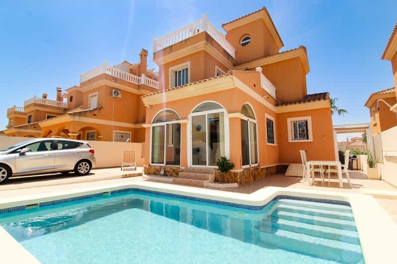 House in Algorfa, Comunidad Valenciana 10826747